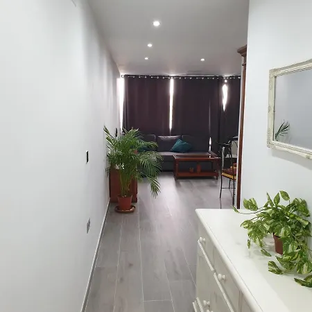 Апартаменты Apartamento Costa Del Sol Фуэнхирола